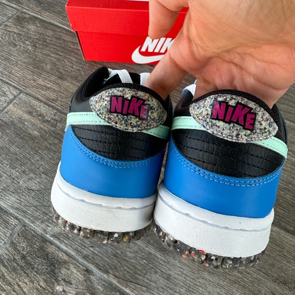 Brand New Nike Dunk Low SE “Black Light Photo Blue Mint Foam” Big Kids s… - Picture 5 of 8